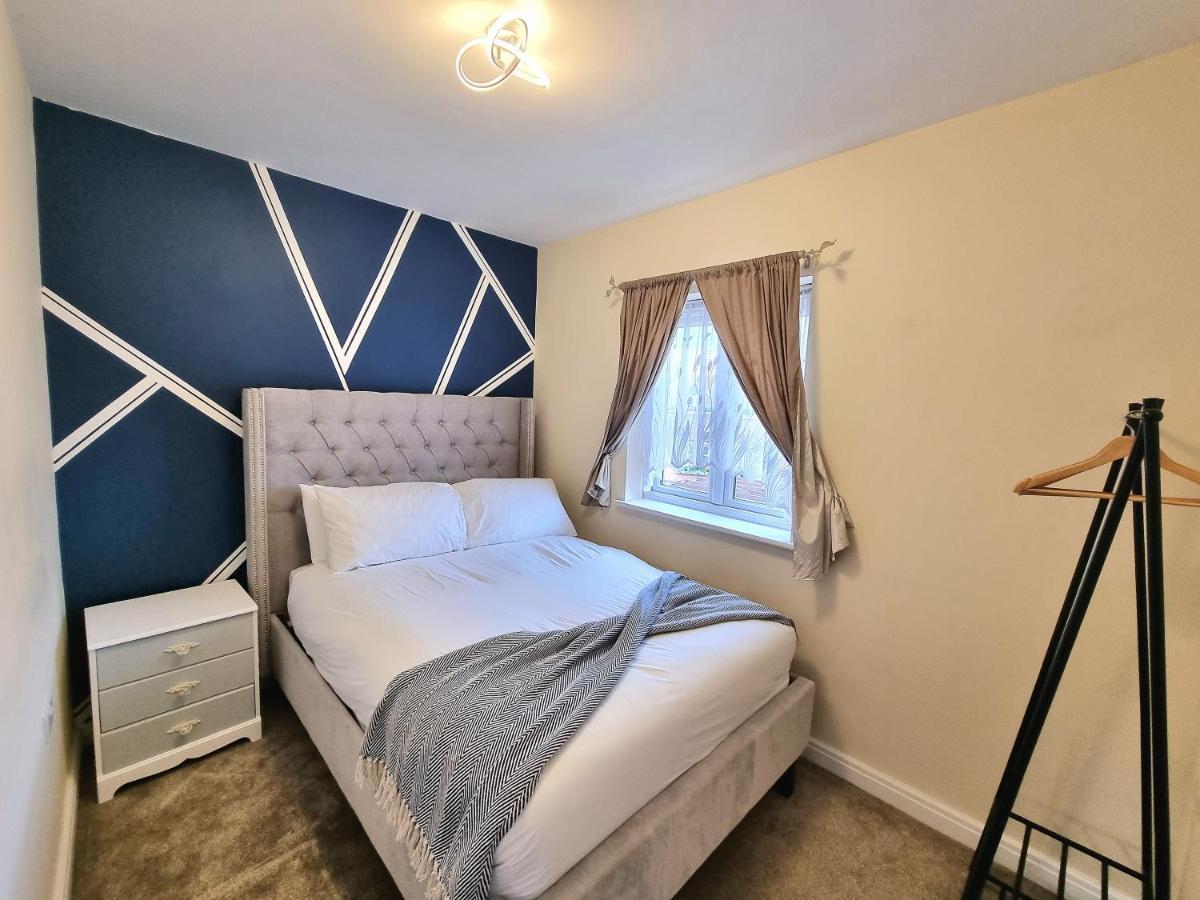 Detached House With Free Parking Long Discounts Thurcaston